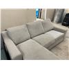 Image 6 : Thomasville 2-Piece Fabric Sofa with Reversible Chaise