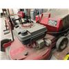 Image 7 : Toro Deluxe Pow-R Drive Rear Bagger Lawn Mower