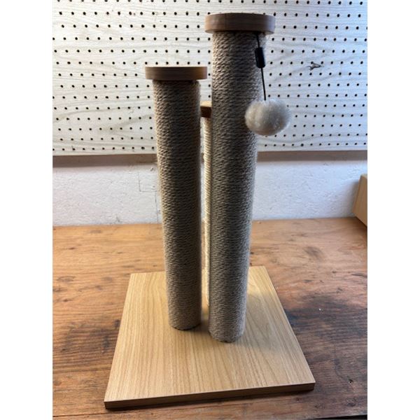 NEW Cat Scratch Post