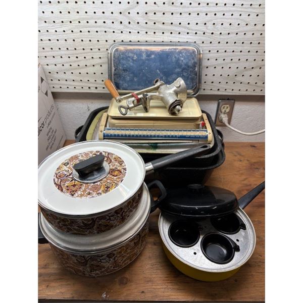 Roaster/Pot Pans/ Scale