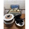 Image 1 : Roaster/Pot Pans/ Scale