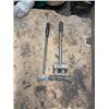 Image 1 : Long Tools
