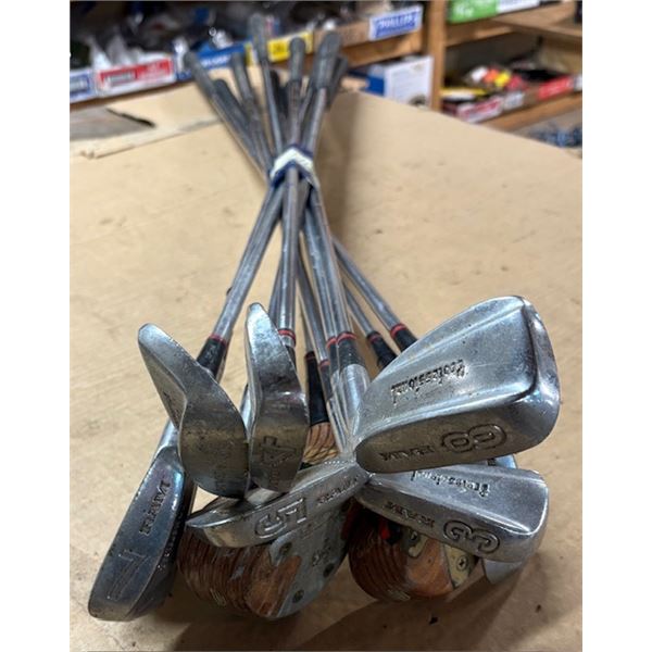 Right Hand Golf clubs