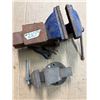 Image 1 : Vice Clamps x 2