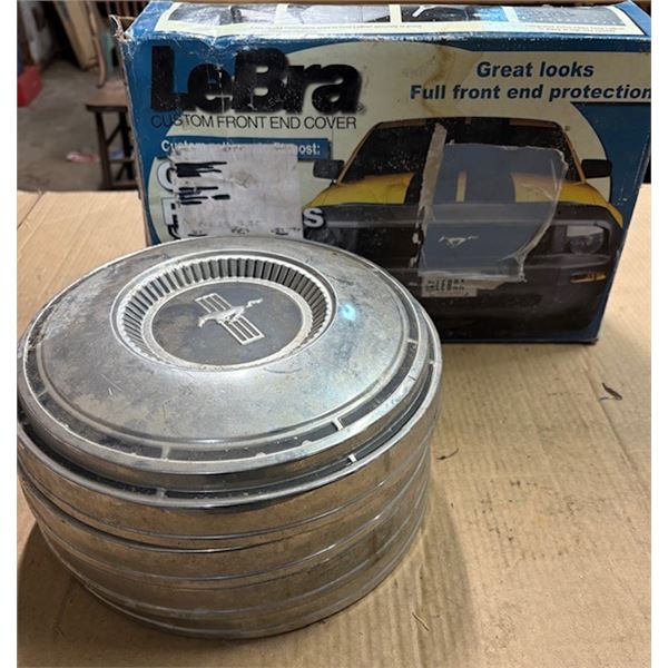 1968/69 Mustang Hub Caps x 4 / car bra