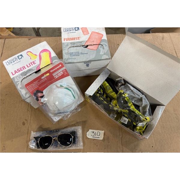 Earplugs/Safety glasses