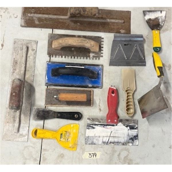 Trowels / Putty Tools