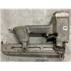 Image 1 : Bostitch Pneumatic Framing Nailer
