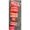 Image 1 : Jerrycans x 6 (plastic)