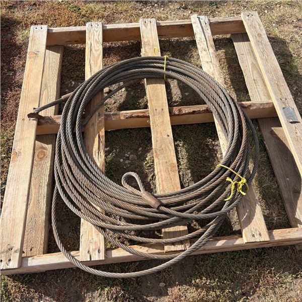 Large Roll of 3/8 inch winch cable in new shape