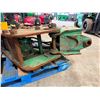 Image 10 : (10192382) 2019 FRD F6TLB Excavator Backhoe Attachment, Works