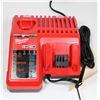 Image 1 : MILWAUKEE M12/M18 BATTERY CHARGER