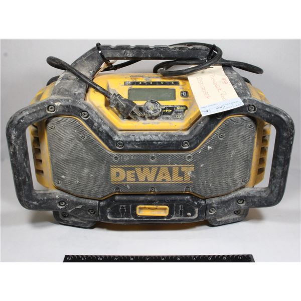 DEWALT RADIO