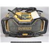 Image 1 : DEWALT RADIO