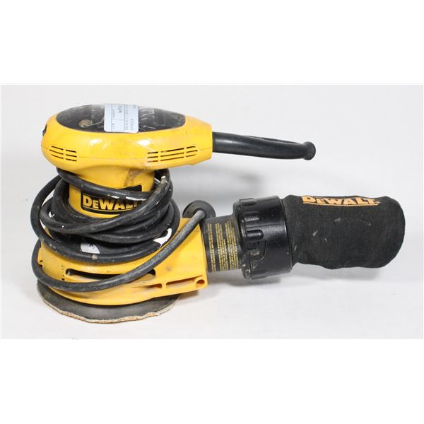 DEWALT CORDED 5 INCH ORBITAL SANDER