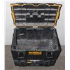 Image 2 : DEWALT TOOL CASES, 2 PIECES. TOUGH SYSTEM 2.0