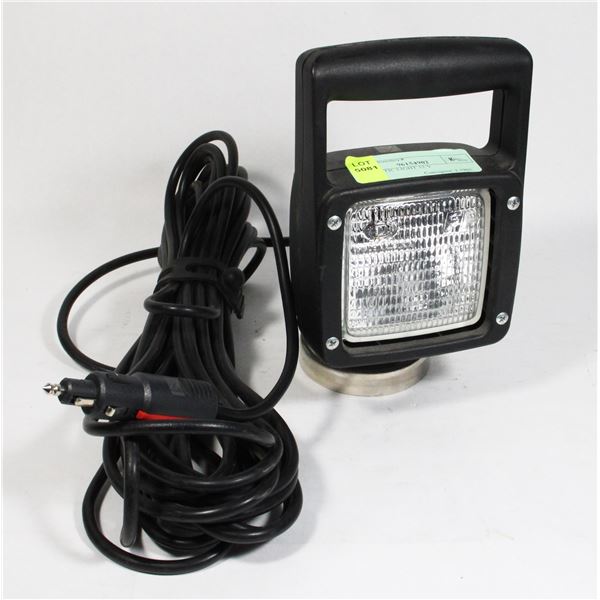 MAGNETIC LIGHT 12 V