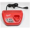 Image 1 : MILWAUKEE BATTERY CHARGER