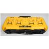 Image 1 : DEWALT 4 PORT 8AMP FAST CHARGER
