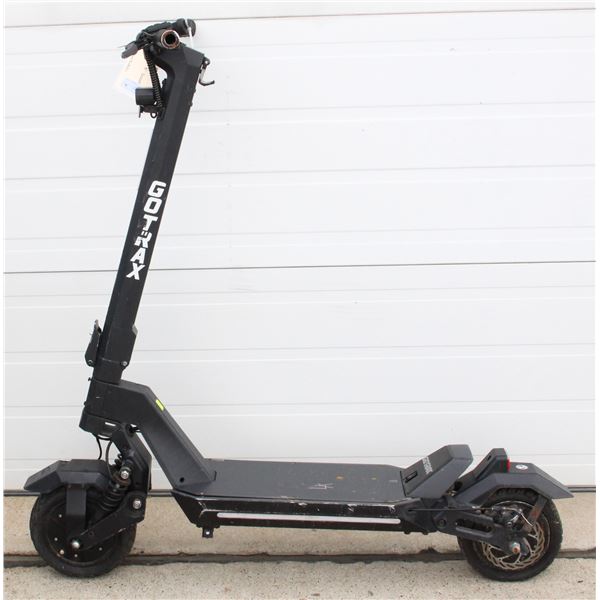 BLACK E-SCOOTER