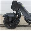 Image 2 : BLACK E-SCOOTER