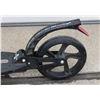 Image 3 : BLACK RAZOR SCOOTER