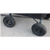 Image 2 : BLACK GORILLA WAGON