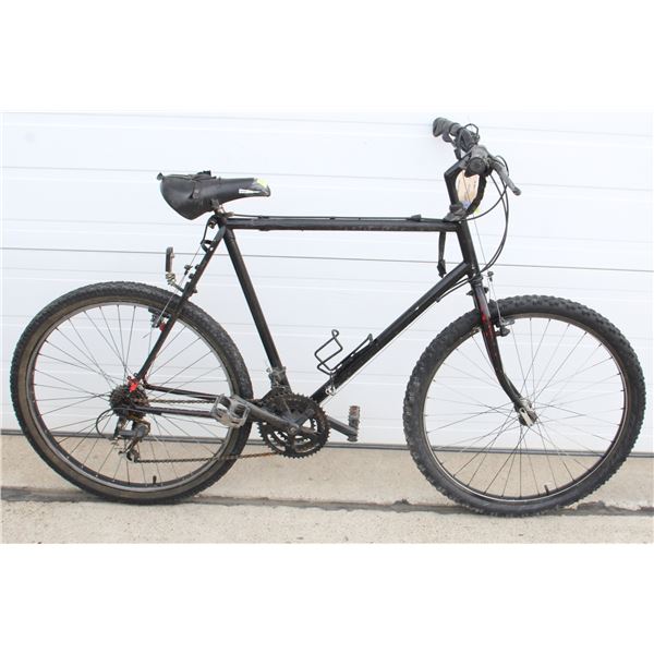 BLACK ROAD BICYCLE