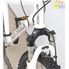 Image 4 : WHITE NORTHROCK MOUNTAIN 21 SPD
