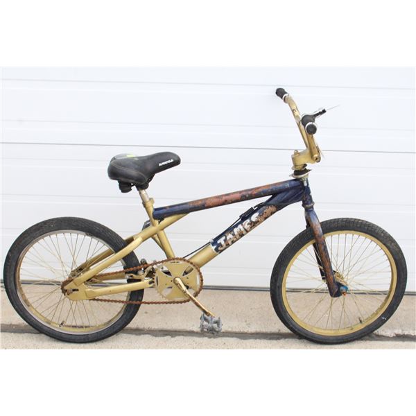 BMX BIKE
