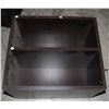Image 2 : WALL MOUNTED CABINET