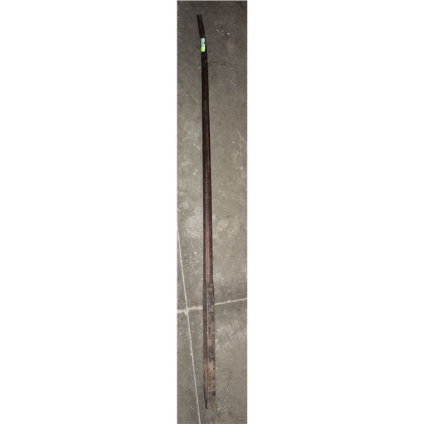 HEAVY DUTY PRY BAR