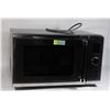 Image 1 : PADERNO MW0021 COUNTERTOP MICROWAVE 1200W