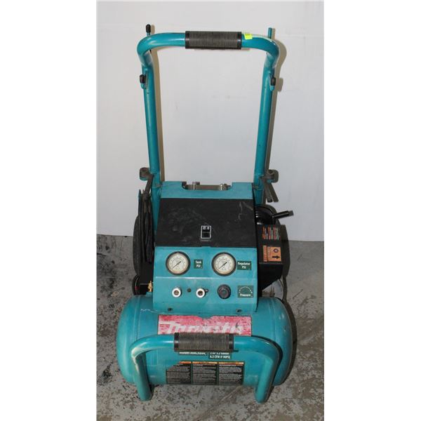 MAKITA AIR COMPRESSOR WITH WATER SEPARATOR
