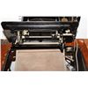 Image 5 : SINGER SEWING MACHINE IN CABINET