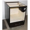 Image 2 : COMMERCIAL GRADE CABINET