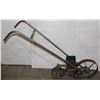Image 1 : ANTIQUE SEED SEEDER