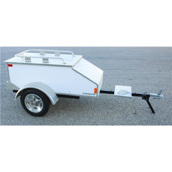 GRAND LAKE FABRICATION NOMAD TRAILER