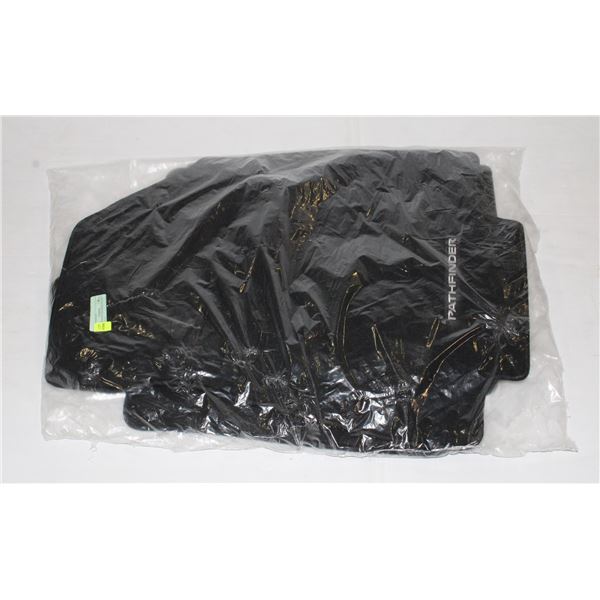2024 NISSAN PATHFINDER FLOOR MATS (NEW)