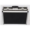 Image 2 : CARRYING CASE WITH MASTERCRAFT DIAMOND BLADES
