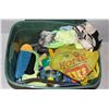 Image 2 : BIG TOTE OF CLEANING SUPPLIES MOSTLY AUTOMOBILE