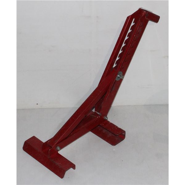 LADDER JACK (WEIGHT CAPACITY WORN OFF)
