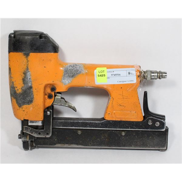 AIR NAILER