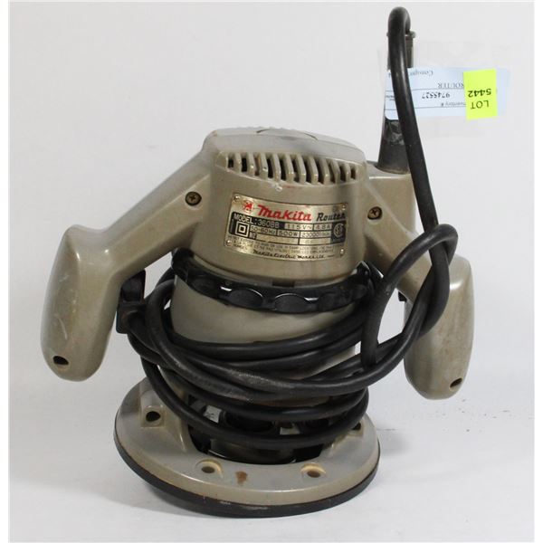 MAKITA ROUTER