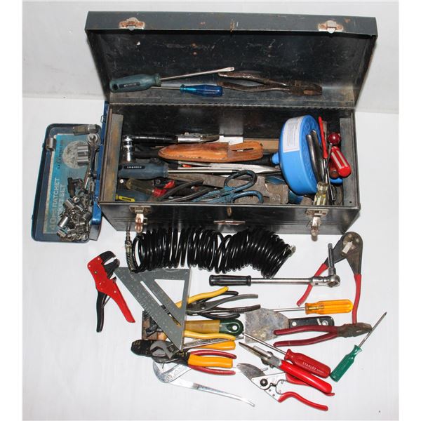 TOOLBOX WITH CONTENTS