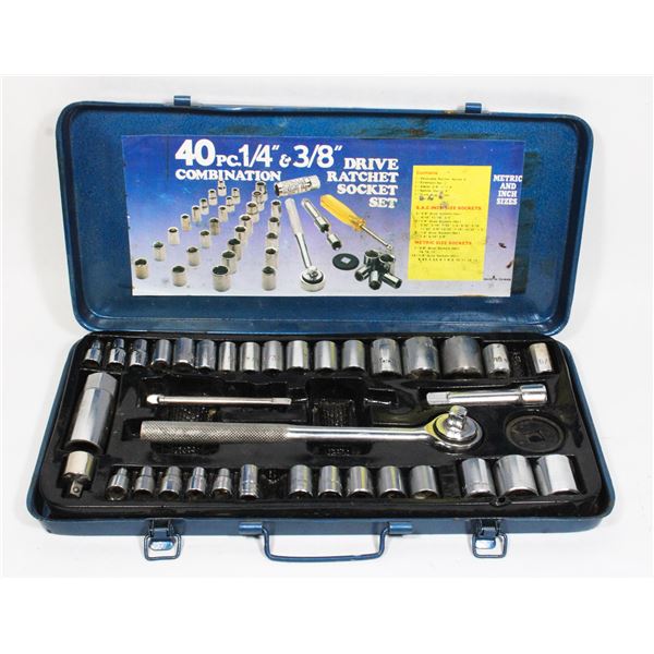 VTG. 40 PC. 1/4" & 3/8" DRIVE RATCHET SOCKET SET