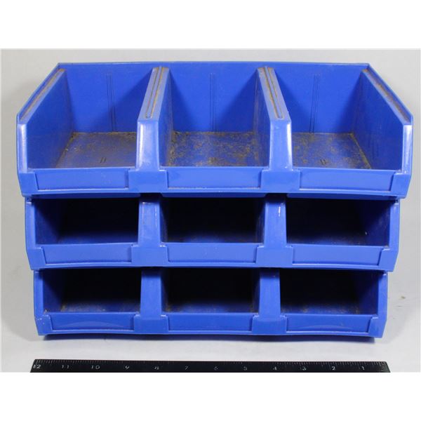 BLUE PARTS ORGANISERS