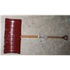 Image 1 : GARANT 20" BLADE SNOW SHOVEL