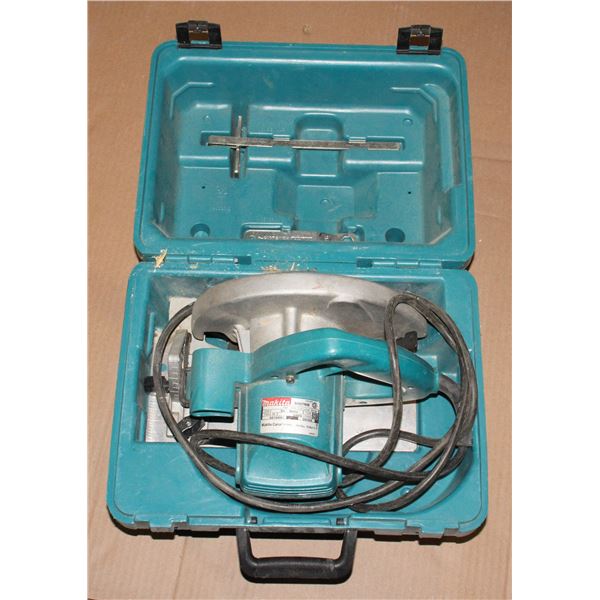 MAKITA CIRCULAR SAW IN CASE