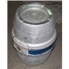 Image 1 : VINTAGE KEG WITH GLASS TOP, USE A TABLE OR